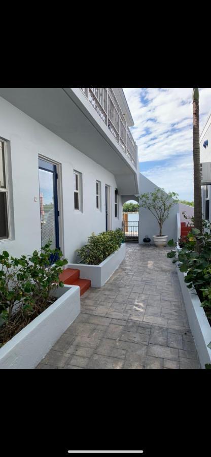 Steps From The Beach Right On The Waterfront Διαμέρισμα Χόλιγουντ Εξωτερικό φωτογραφία